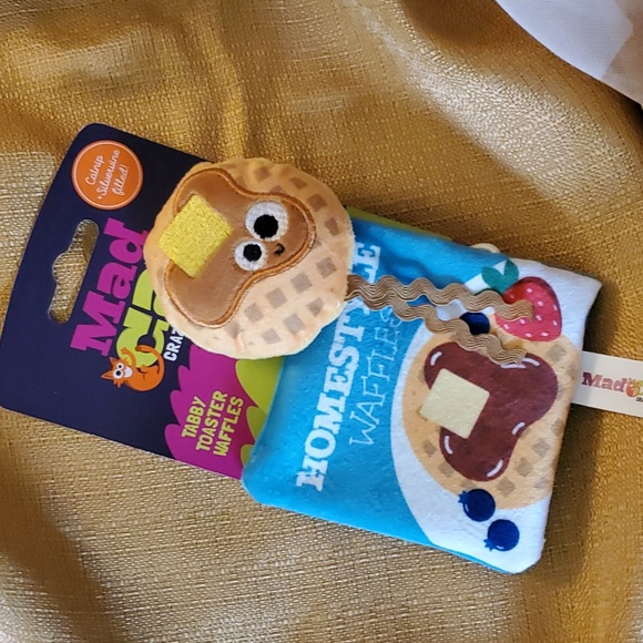 Cat Toys - Picture 1 of 6